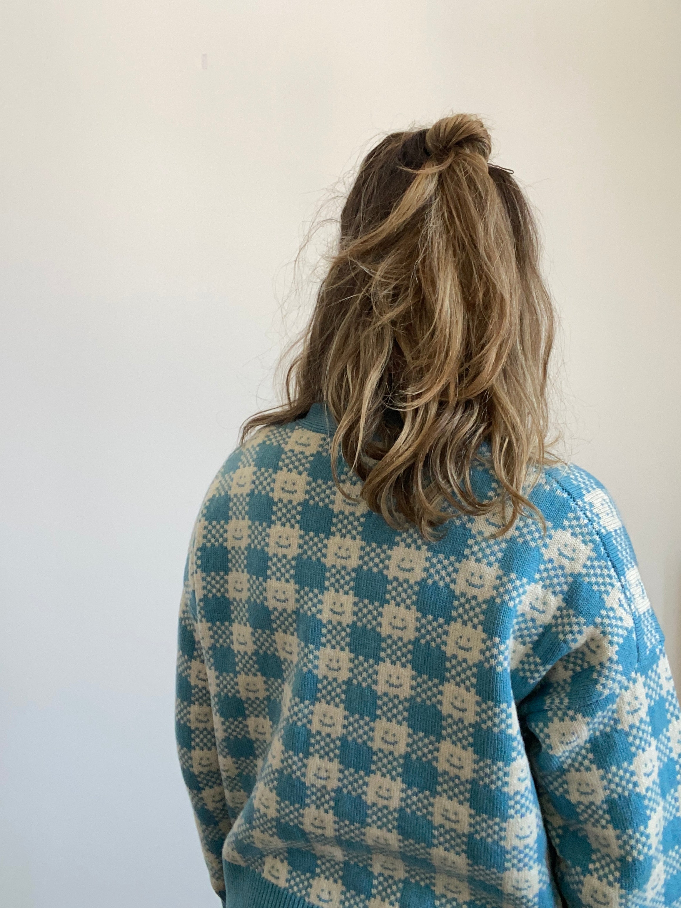 Ready-To-Ship - Cashmere Checkmate Cardigan - Sky Blue & Cream