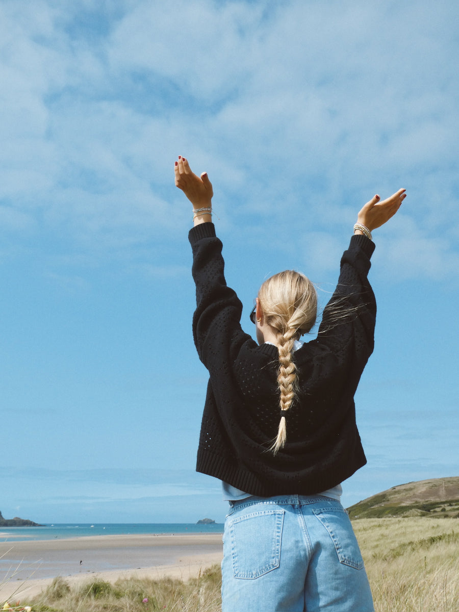 Ready-To-Ship: Happy Cardigan - Black
